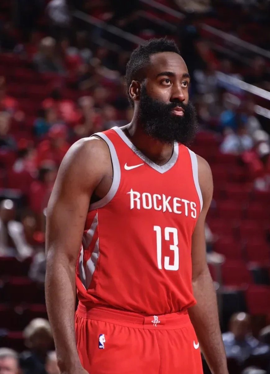 篮网队大将复出，带领球队击败火箭队