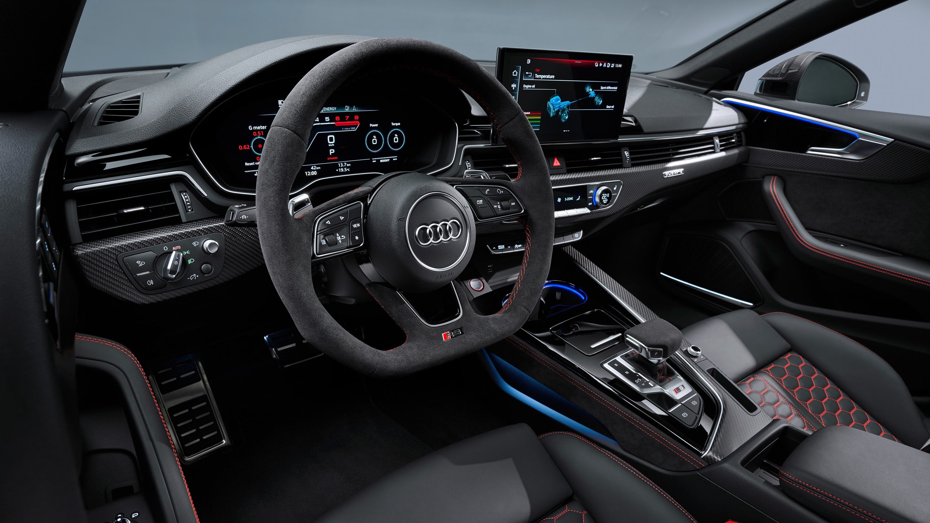 赛道上的孤勇者，福克斯在F1揭幕战之夜证明自己的唯一性