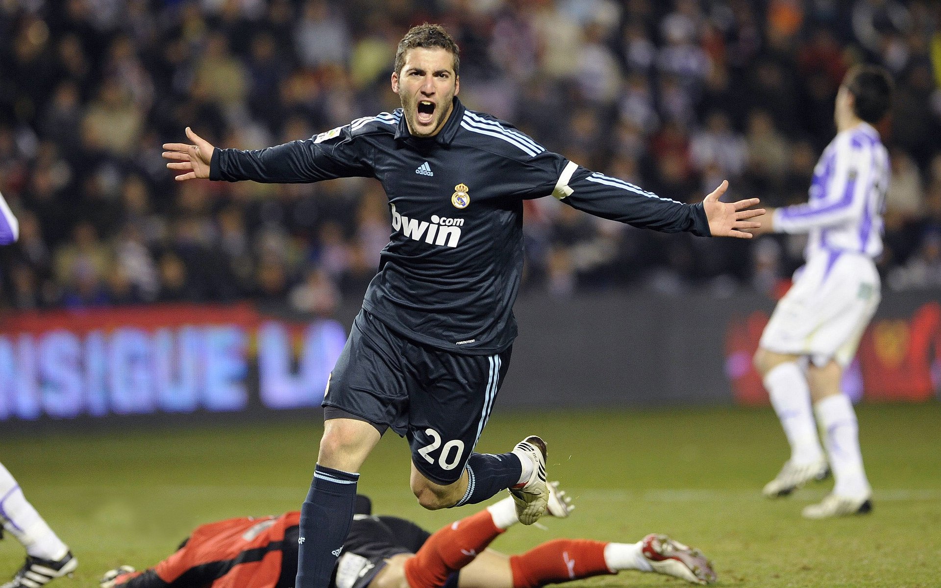 开云体育下载-威尔士稳稳拿下塞维利亚，莫德里奇化身关键先生引领胜利